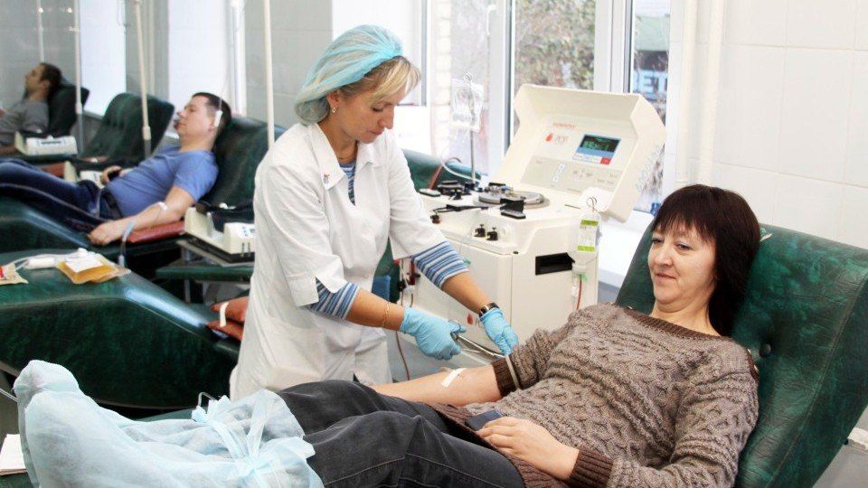 Новомосковская станция переливания крови отмечает золотой юбилей