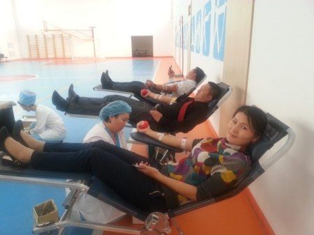 Таможенники из Мангистауской области Республики Казахстан сдали кровь для нуждающихся