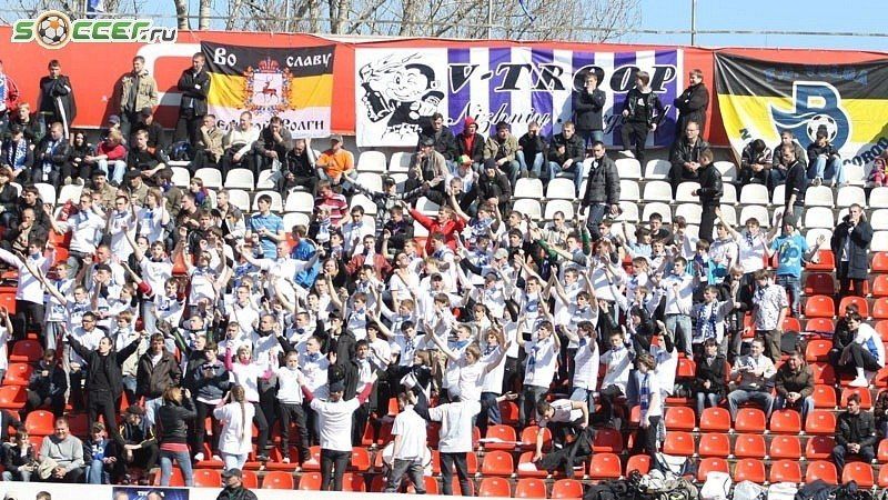 БОЛЕЛЬЩИКИ ФУТБОЛЬНОЙ КОМАНДЫ «ВОЛГА»сдали плазму крови