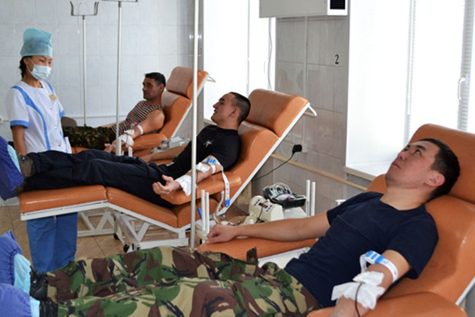 Росгвардейцы Бурятии поддержали донорское движение