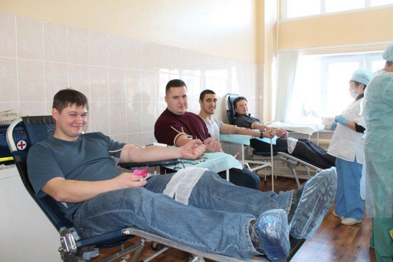 54 сотрудника Второй городской больницы Чебоксар (Чувашия) сдали кровь в ходе Дня донора