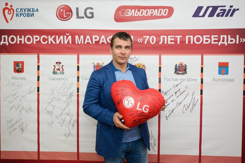 Донорский марафон «70 лет Победы»: 23 апреля в Ростове-на-Дону прошел День донора с участием прославленного саночника, трёхкратного вице-чемпиона Олимпийских игр, Альберта Демченко