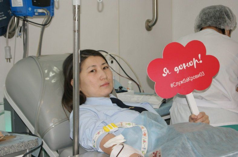 Сотрудники силовых ведомств Бурятии сдали 20 литров крови.