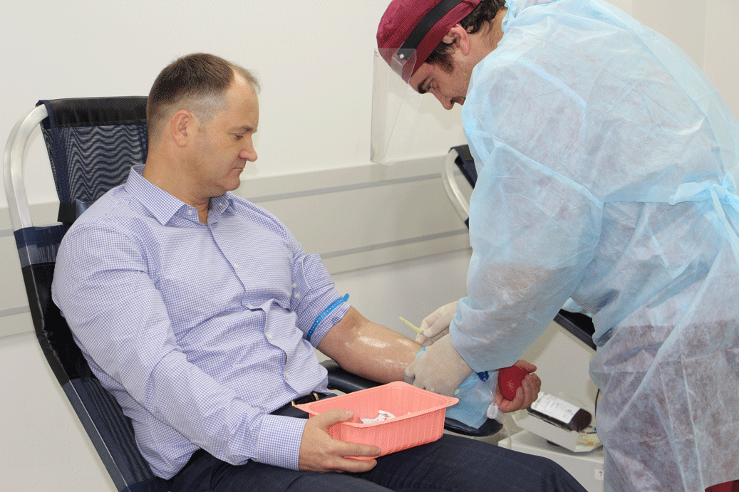 В торговой сети «Командор» стартовал региональный донорский марафон «Традиция делиться добром»