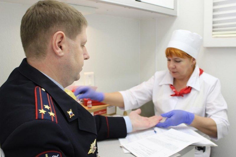 Полицейские Республики Мордовия приняли участие в донорской акции