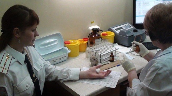 Полицейские Приморья приняли участие в донорской акции