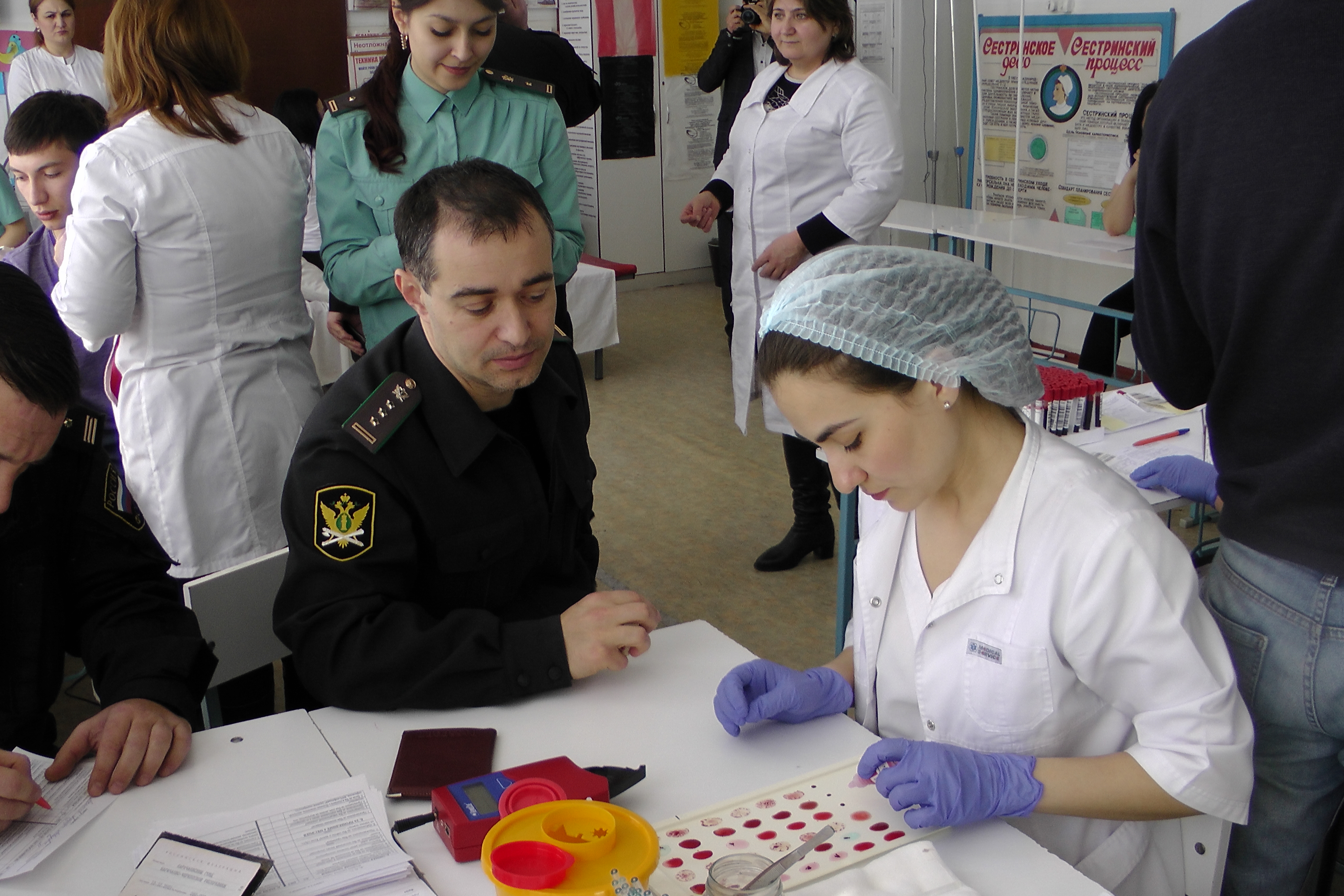 Судебные приставы и студенты Карачаево-Черкессии провели донорскую акцию