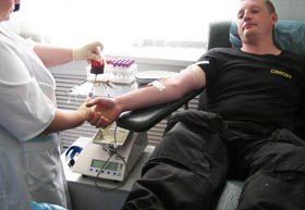 Спецназ сдал кровь для детей Самары