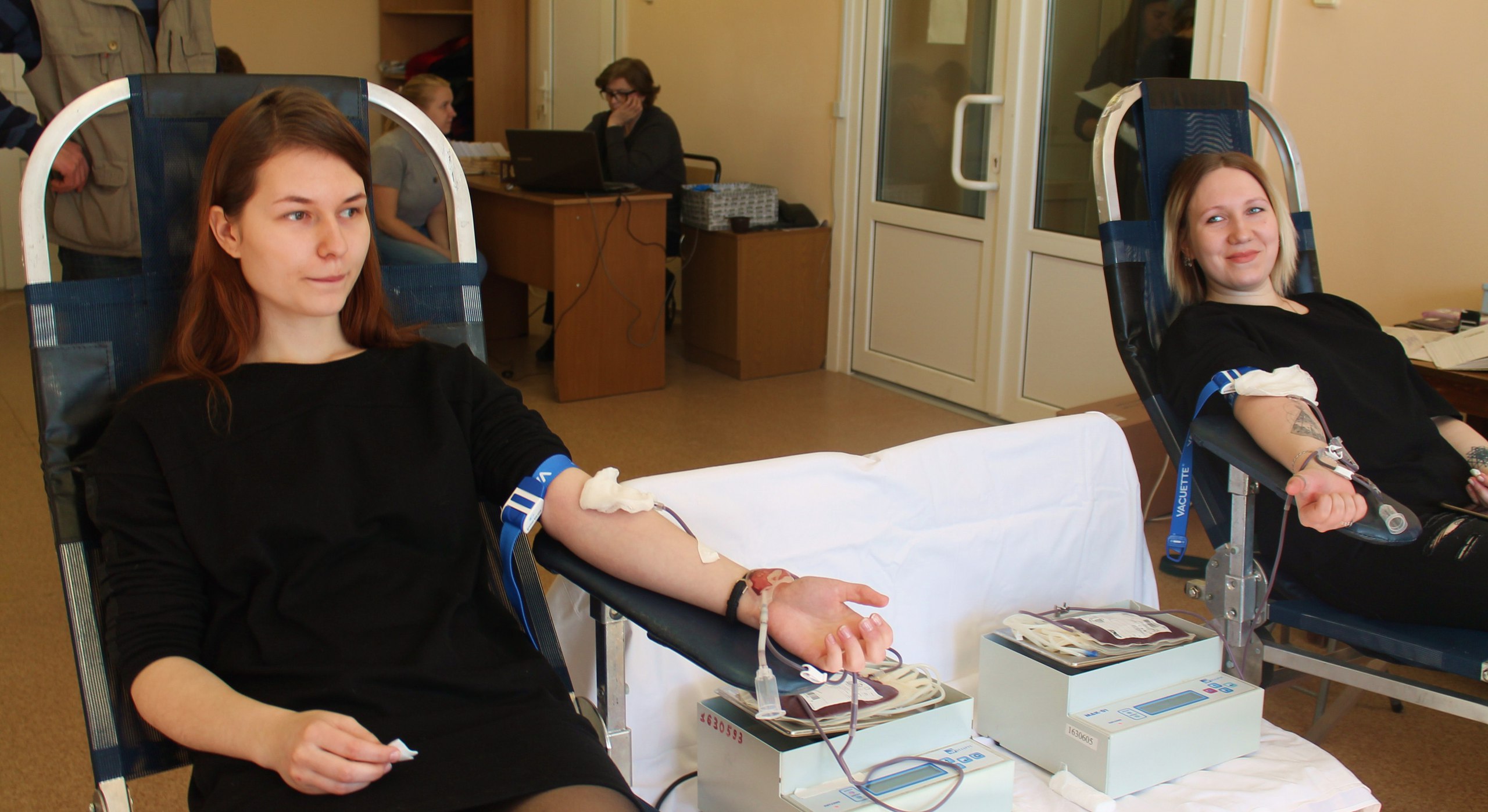 Студенты дарят жизнь 